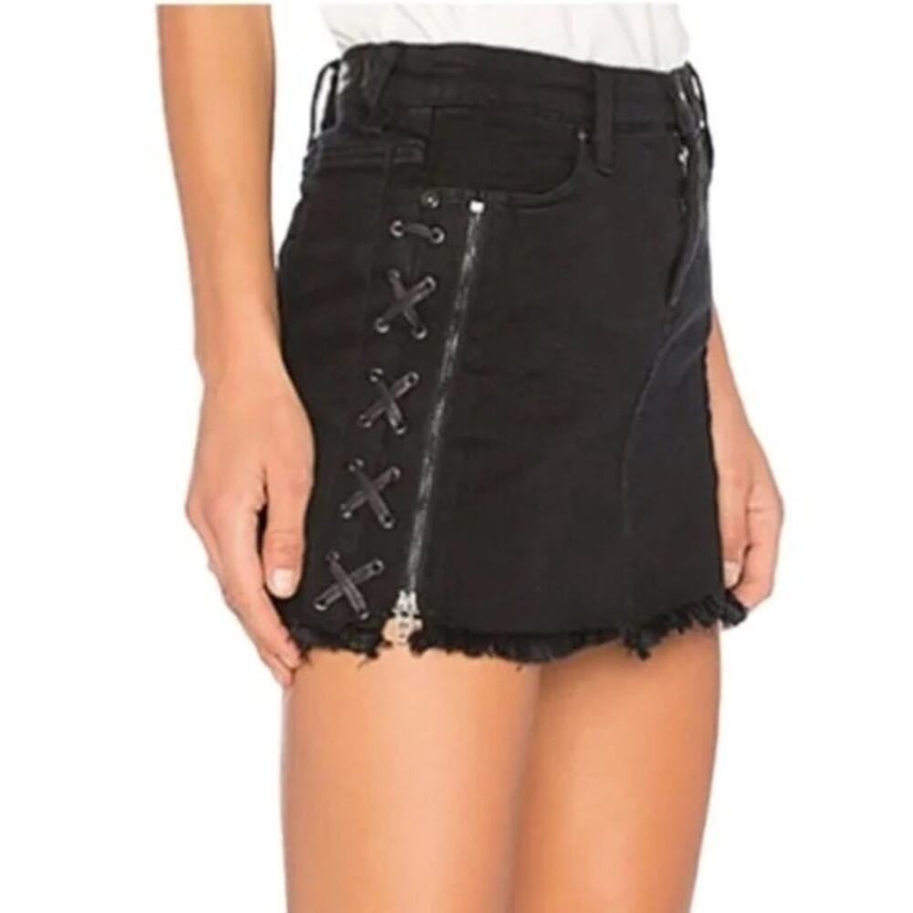 BlankNYC Black Lace-Up Denim Mini Skirt Moto Edgy Zipper Raw Hem Y2K Grunge 24 - Picture 2 of 8